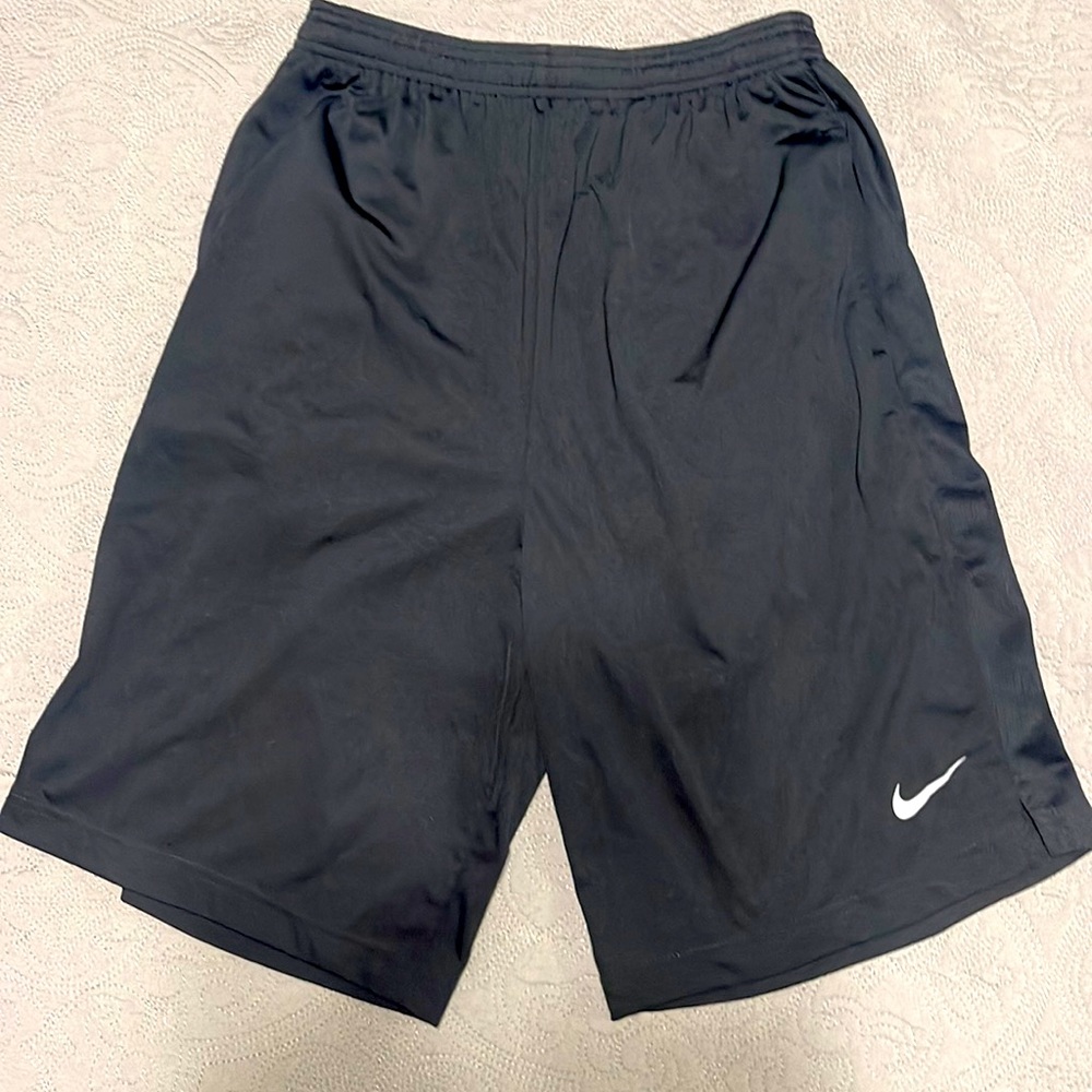 Men’s black small dri-fit Nike nylon shorts